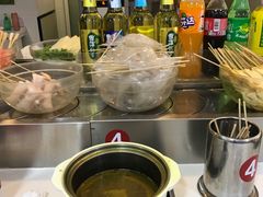 -百品聚旋转火锅(万德庄店)