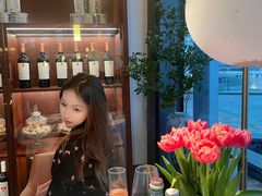 -MONICH牛排融合餐厅(和义大道购物中心店)