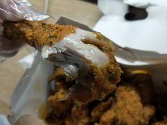 -BHC炸鸡(明洞总店)