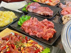 -啊美丽炭火烤肉(滑翔一店)