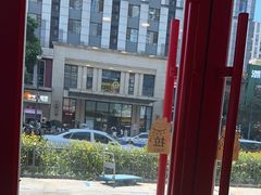 -何师傅美蛙鱼头(汉街店)