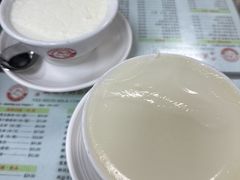 -义顺牛奶公司