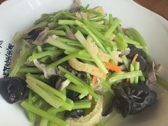 -翠姐姐农家大院·老底子萧山菜(建设一路店)