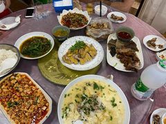 -洪霞餐馆