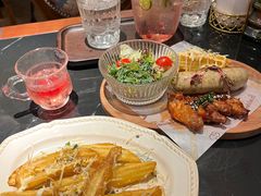 快乐小食拼盘-秘密旅行Bonjour(黑金冠 江南西店)