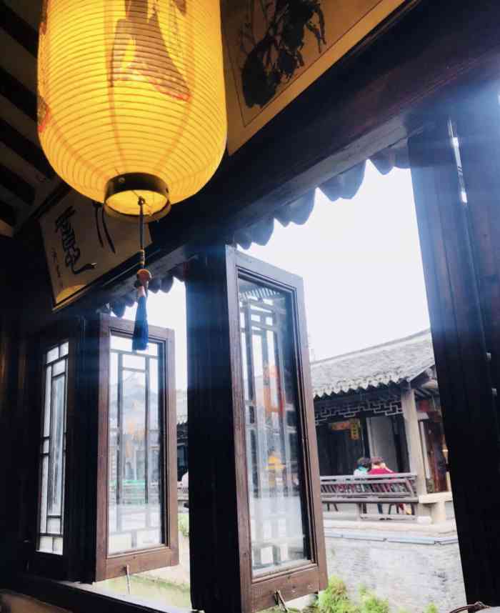 绿竹巷-"喧闹的古镇里,藏着一家这样的茶馆店,喝茶."-大众点评移动版