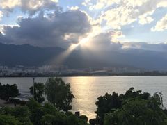 -水上人家民俗餐厅(洱海公园店)