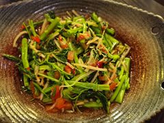 酸笋炒空心菜-浩海火燒雲傣家菜(静安芮欧店)