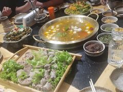 -顶顶汤火牛排火锅·经典铜锅涮肉