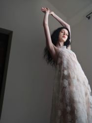 -艾米丽婚纱礼服