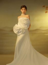 -至臻微拉婚纱摄影