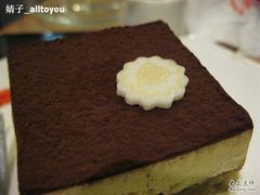 提拉米苏-斯登堡烘焙餐厅(东方宝泰店)