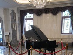 -东湖宾馆金玫瑰酒吧