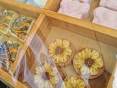 -昆明冠生园·鲜花饼·面包蛋糕(老街店)