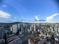 -广州中心皇冠假日酒店