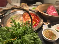 -廖掌柜·重庆鲜货火锅(上海首店)