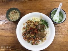 -牛八宝桂林米粉(八里庄店)