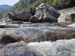 -燕子河大峡谷天坑仙境