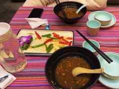 -香巴拉云南餐厅(华莱坞店)