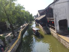 -鲁镇