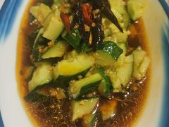 -霄汉牛三鲜湖北砂锅菜(万松园2店)