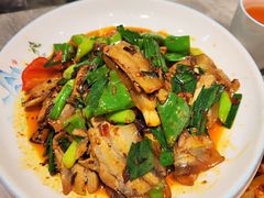 -自贡盐帮菜·玩辣餐厅(樱花园西街店)