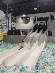 -MINI MARS KIDS CLUB亲子家庭中心(长宁天山店)