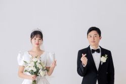 -黑马婚纱摄影
