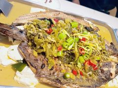 酸菜烤鱼-鸣记脆皮烤鱼(岐山路店)