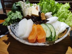 -呷哺呷哺 黄金牧场 (新中关购物中心店)