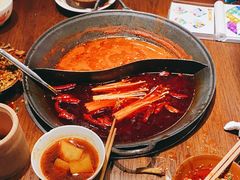 -萍姐火锅·公路夜市(武汉首店)