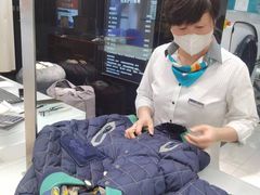 -福奈特洗衣·洗鞋·奢侈品护理(百联中环店)