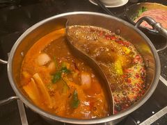 招牌番茄牛尾汤-一哥澳门豆捞·澳门风打边炉(高德置地店)