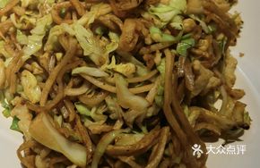 Cabbage and Pork Stir-Fried Pancake