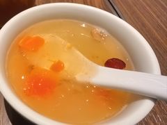 -港丽餐厅(正大店)