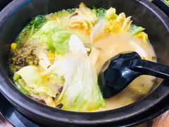酸汤米线-金香缘米线(大润发店)
