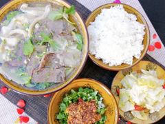 -铜锅牛肉米线.牛肉火锅(大理古城店)