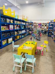 -逝水玩具折扣店