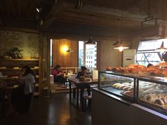 面包甜点陈列柜-仙峰天然面包(迎宾路店)
