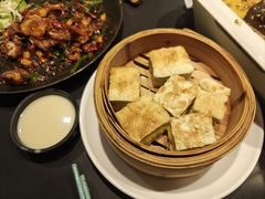 -桥边小楼·手工云南菜·古城观景小楼