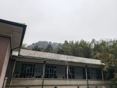 -滴水洞景区