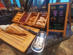 -美食汇自助餐厅(成都万达瑞华酒店)