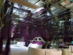 -天鹅恋主题酒店(光谷广场步行街店)