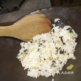 拌饭跟沙拉是套餐里的，umm不是很好吃