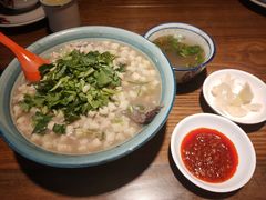 羊肉泡馍-吴满满油泼面(北方风味园店)