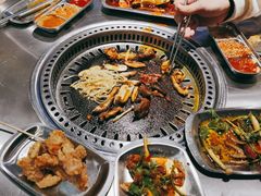-马路牙子烧烤音乐酒馆(望京店)