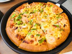 海鲜至尊薄脆披萨-必胜客(东岳店)