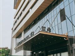 -长沙晚报大道亚朵酒店