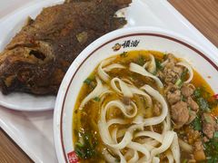 -顺溜·手工刀削面·黑金店(铜锣湾店)