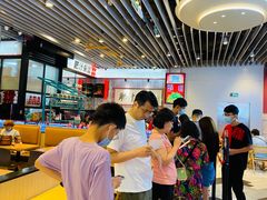 -肥汁米蘭香港米线(长宁来福士店)